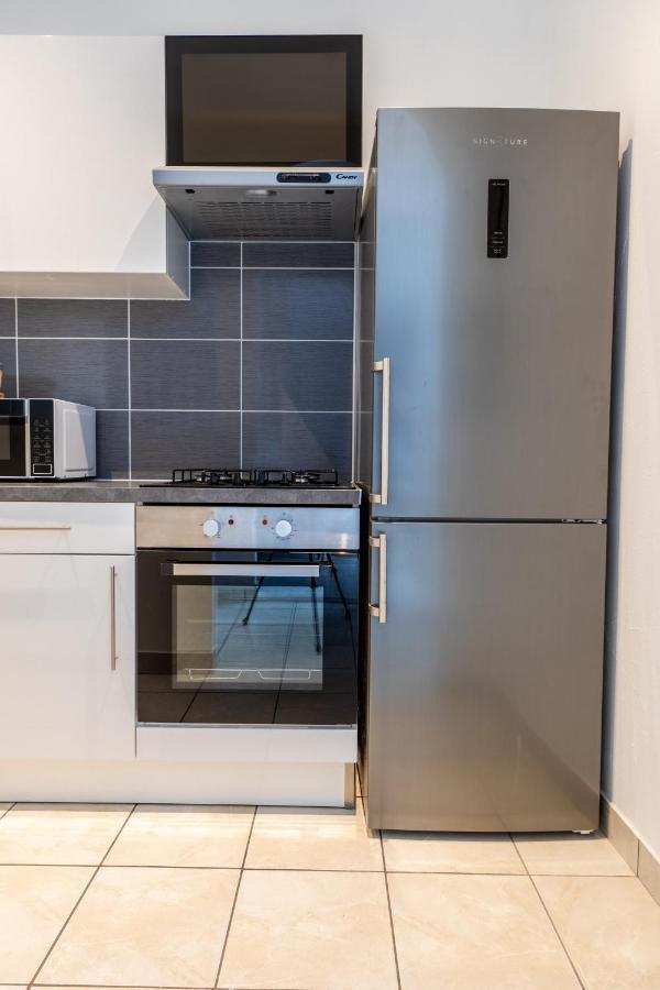 Cosy T2 Renove, Proche Centre-Ville-Fibre/Netflix Montlucon Ngoại thất bức ảnh