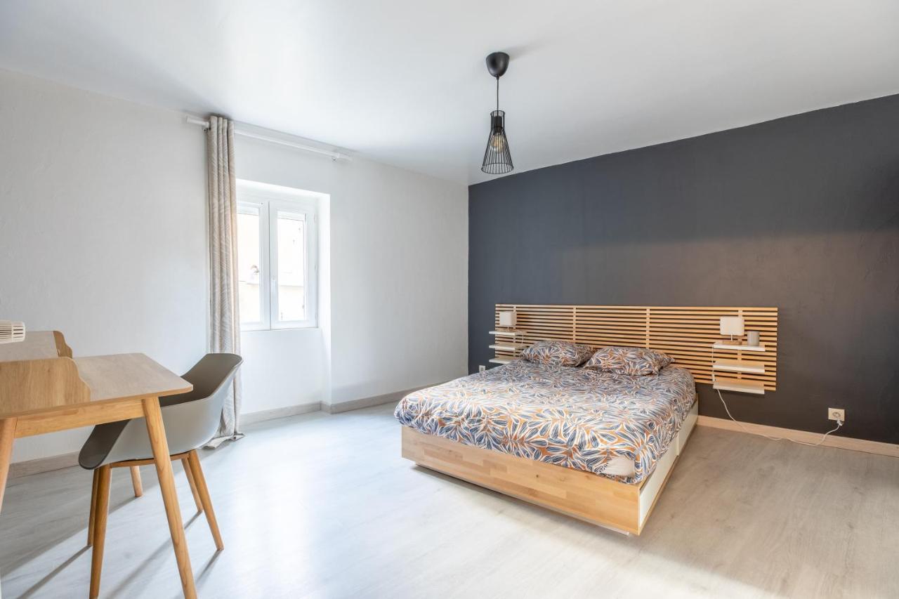 Cosy T2 Renove, Proche Centre-Ville-Fibre/Netflix Montlucon Ngoại thất bức ảnh